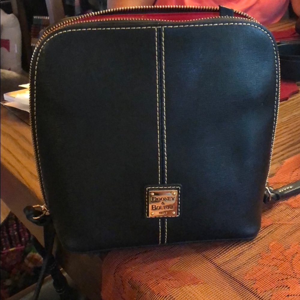 Dooney and Bourke Black leather cross body purse